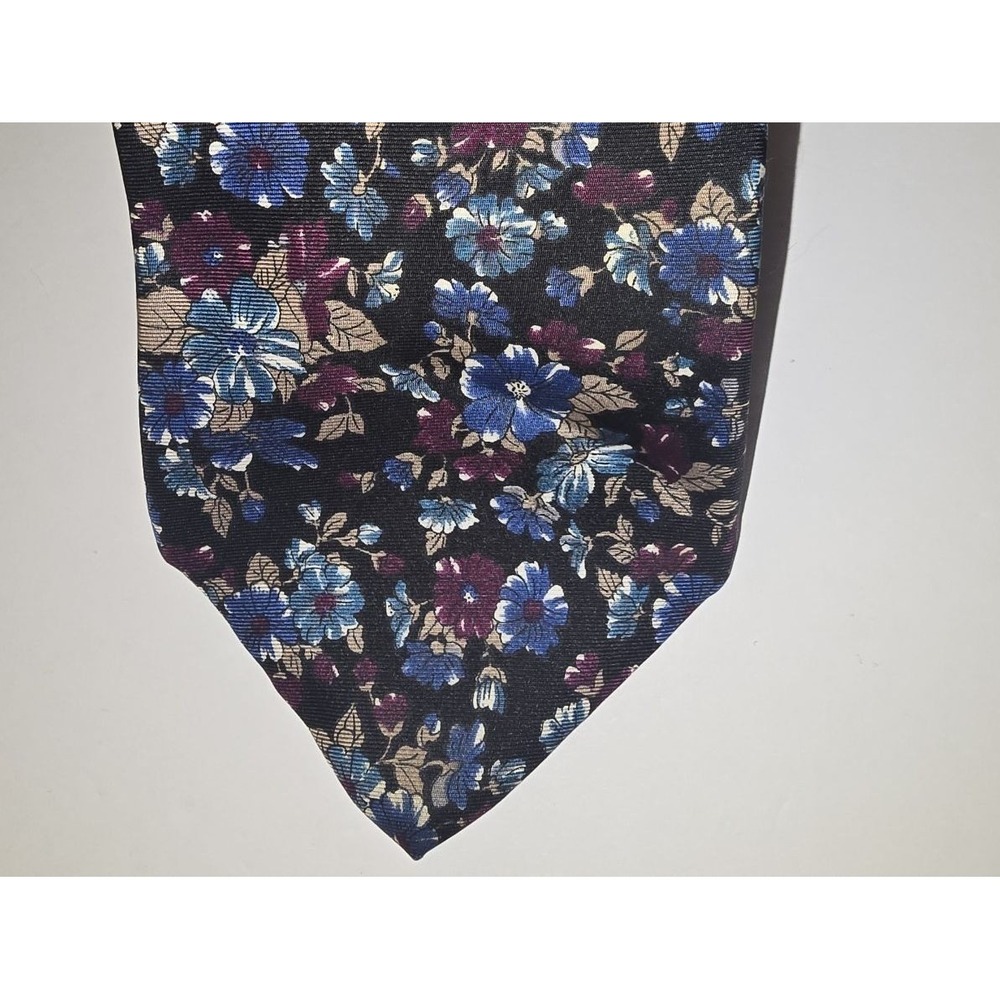 Bert Pulitzer Mens Silk Tie Blue Purple Floral Pattern USA Made Necktie